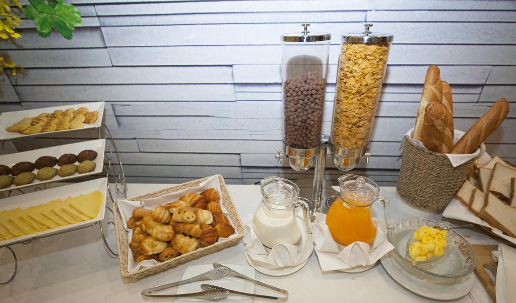 Sunrise Central Hotel TP. Hồ Chí Minh Ngoại thất bức ảnh
